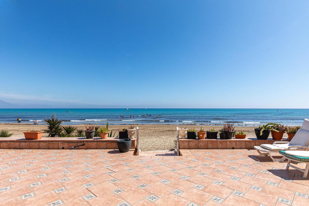 Beachfront Bliss: Apartamento A Pie De Playa Alicante Eksteriør bilde