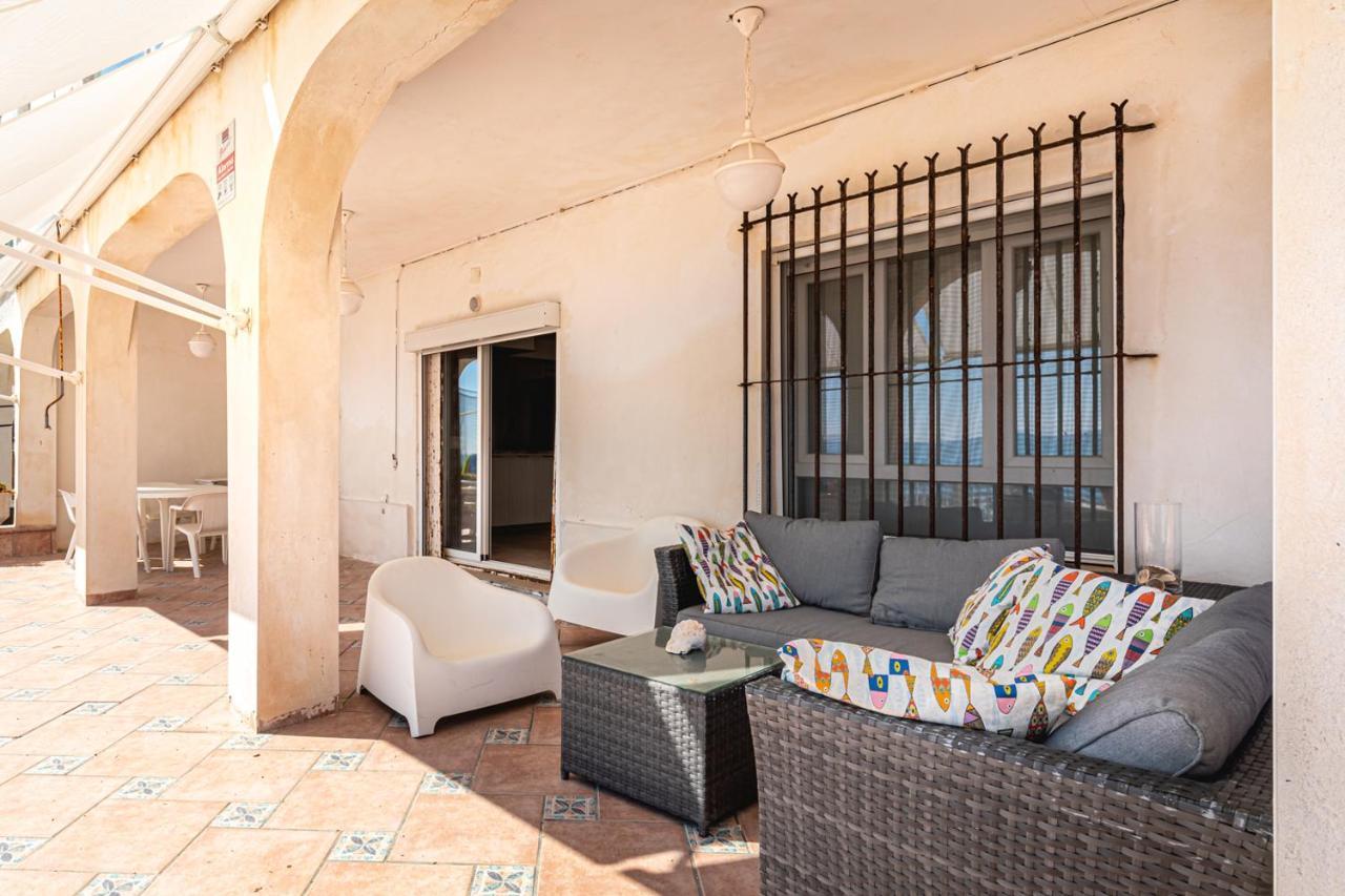 Beachfront Bliss: Apartamento A Pie De Playa Alicante Eksteriør bilde