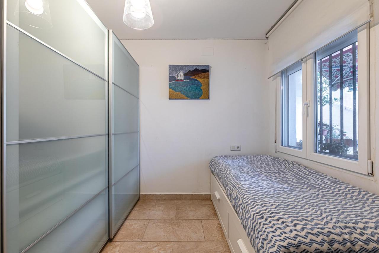 Beachfront Bliss: Apartamento A Pie De Playa Alicante Eksteriør bilde