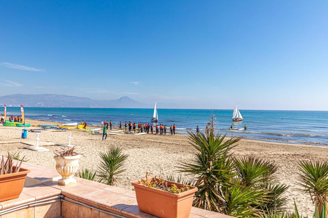 Beachfront Bliss: Apartamento A Pie De Playa Alicante Eksteriør bilde